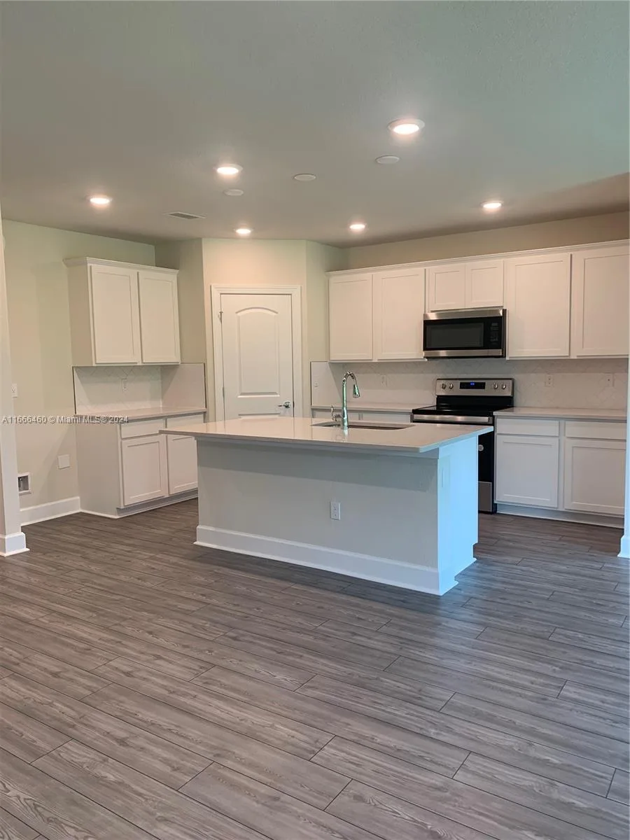 5239 Jasper Sq # 5239, Vero Beach, FL 32967 photo 5