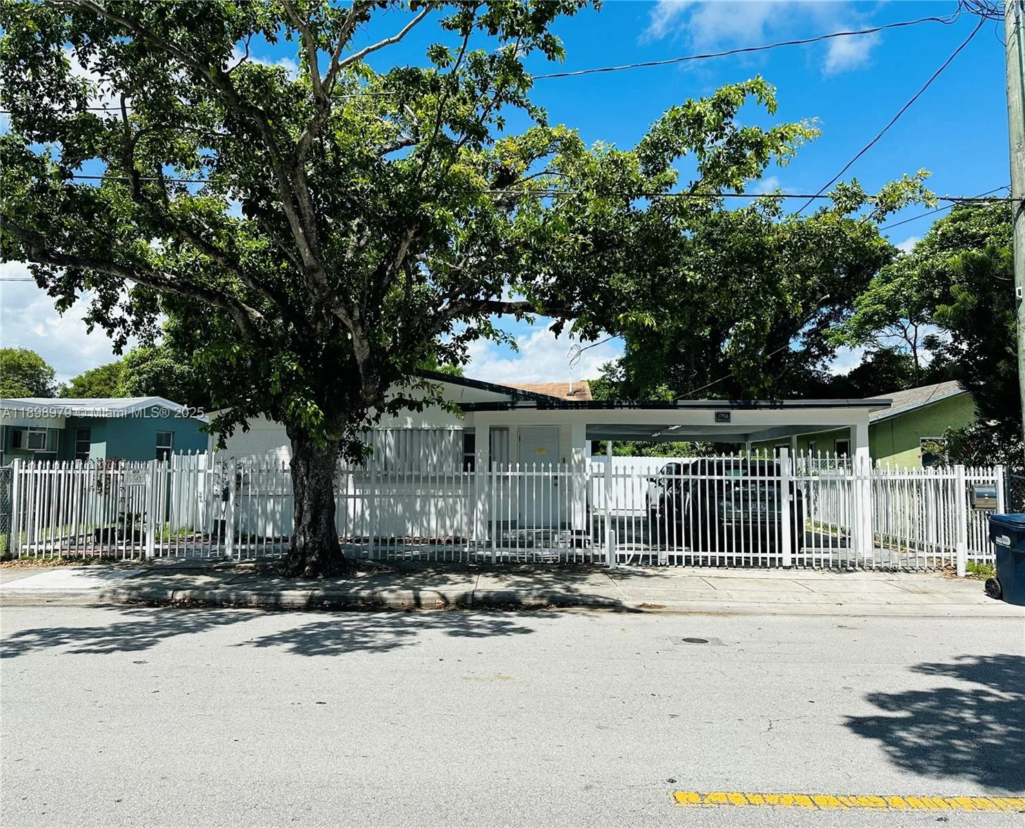 17926 SW 104th Ave, Miami, FL 33157 photo 2