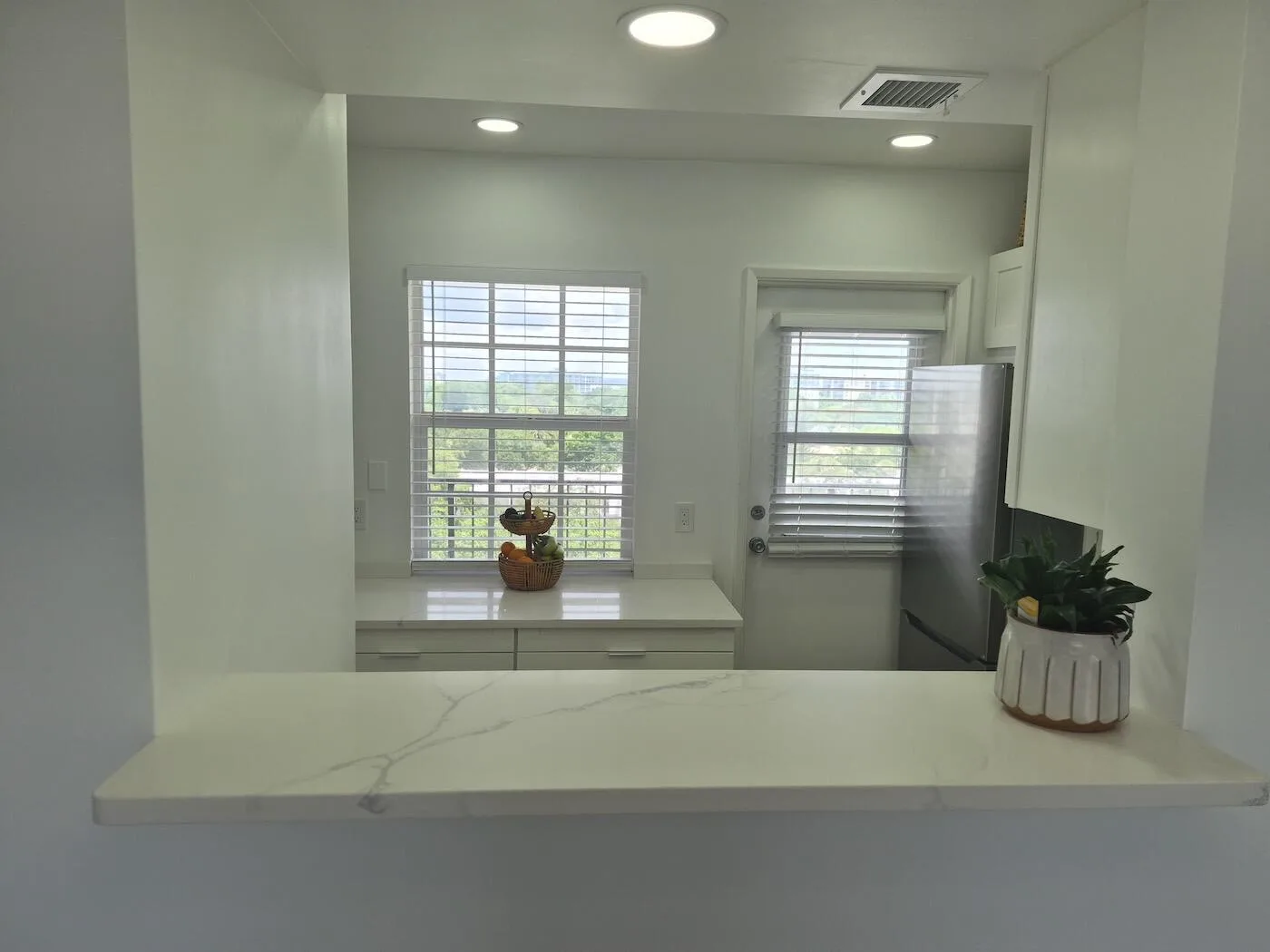 3050 N PALM AIRE Drive # 702, Pompano Beach, FL 33069 photo 5