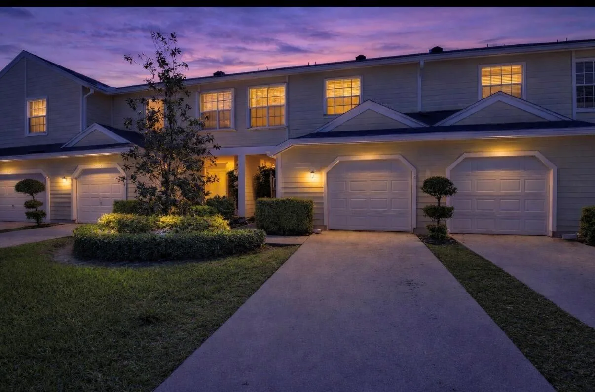 5282 Sapphire Valley, Boca Raton, FL 33486