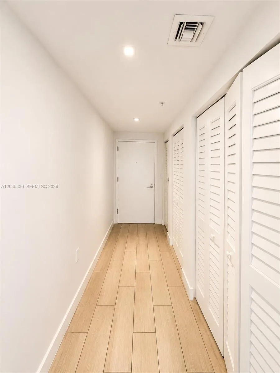 1600 SW 1st Ave # 906, Miami, FL 33129 photo 7
