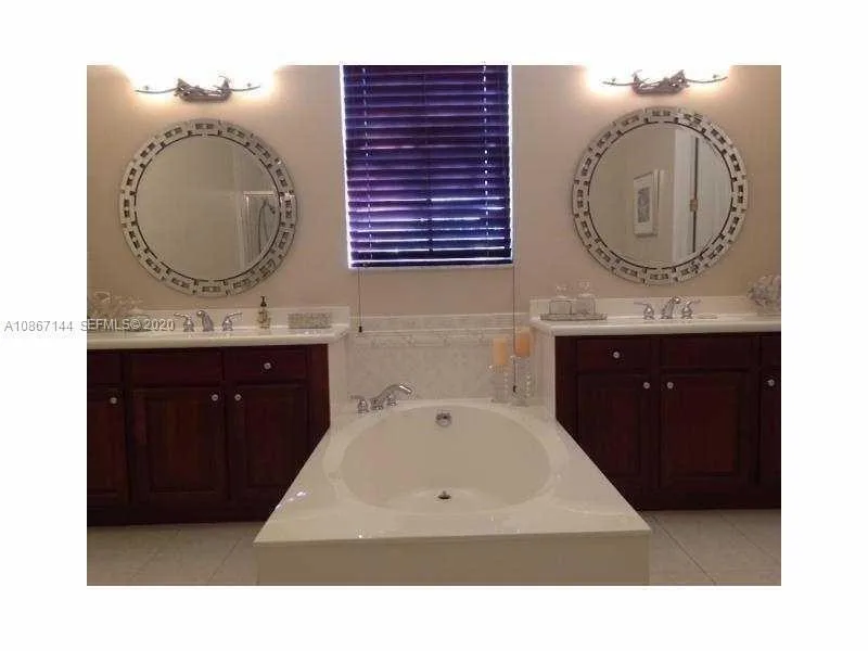 19080 SW 24th Street, Miramar, FL 33029 photo 8