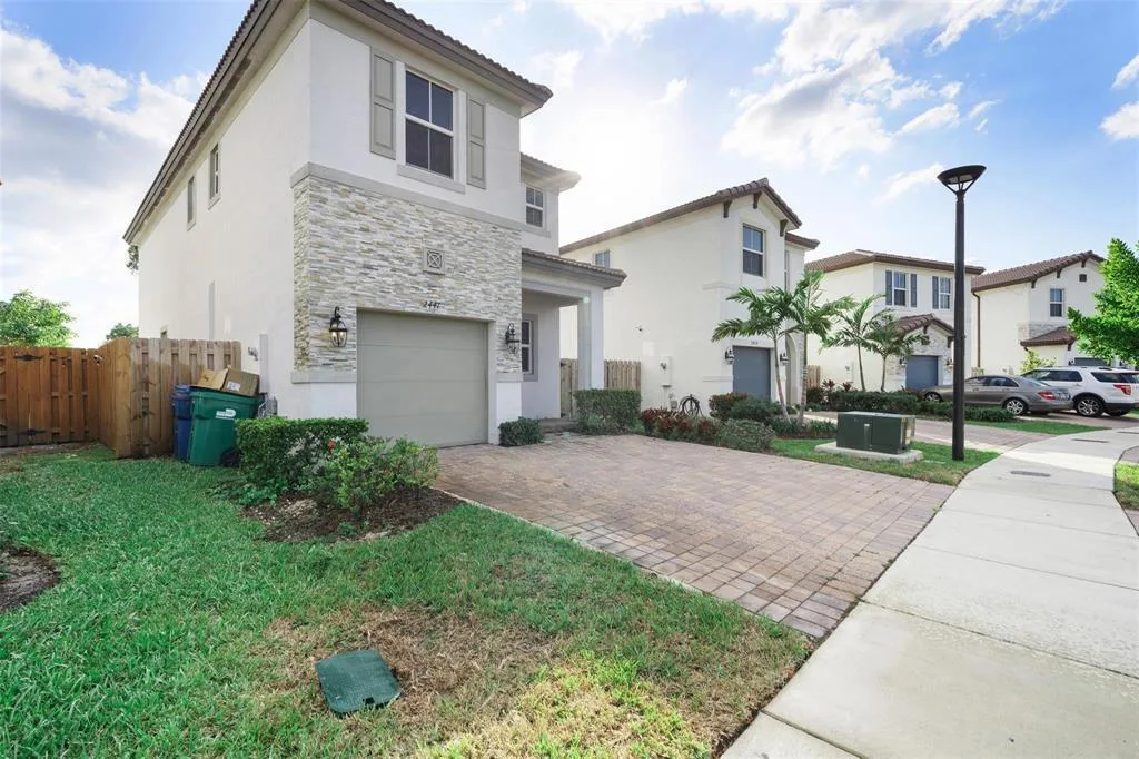 2441 NW 131st Circle # 2441, Miami, FL 33167
