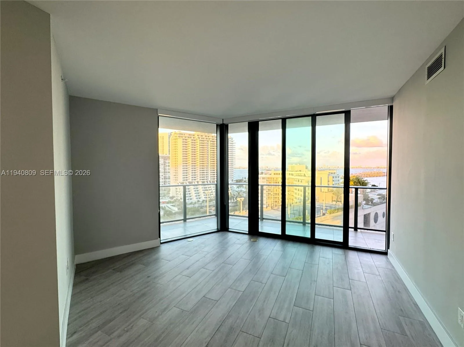 501 NE 31st St # 1101, Miami, FL 33137 photo 3