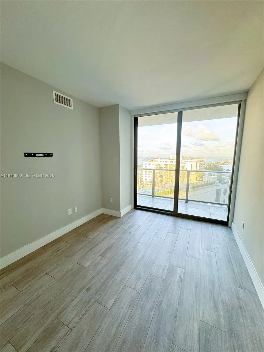 501 NE 31st St # 1101, Miami, FL 33137 photo 5