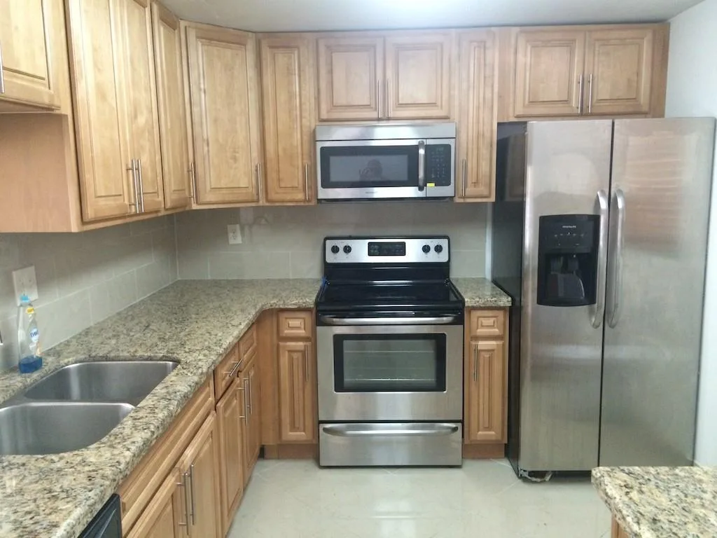 485 N Pine Island Road # 201A, Plantation, FL 33324