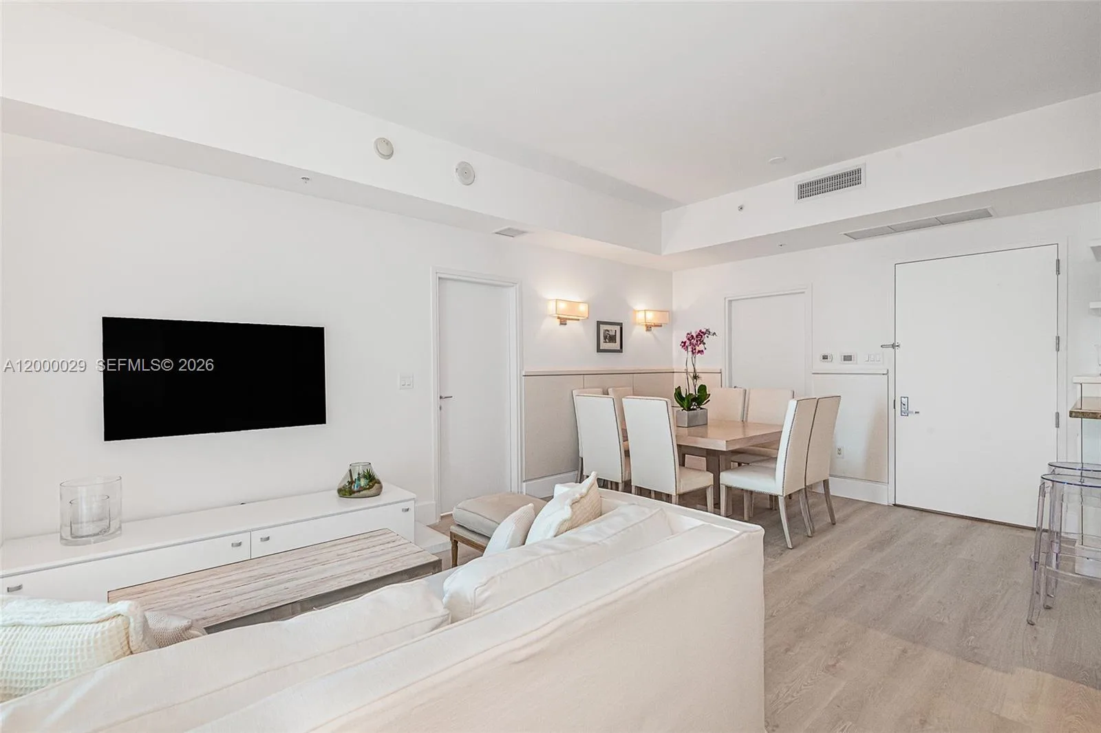 50 S Pointe Dr # 1804, Miami Beach, FL 33139 photo 3