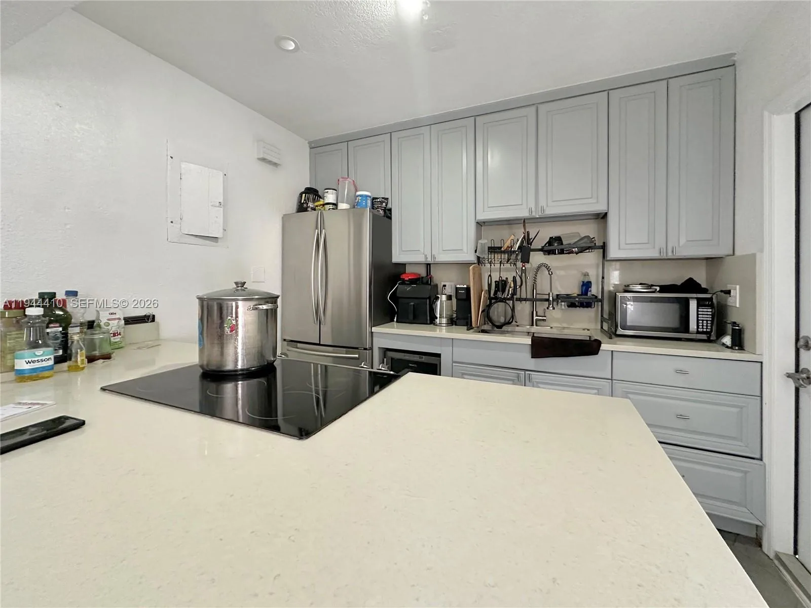 971 79th Ter, Miami Beach, FL 33141 photo 2