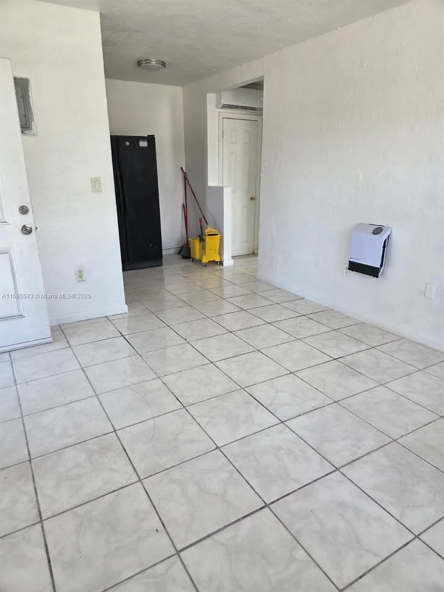 5600 NW 7th Ct # 14, Miami, FL 33127 photo 5
