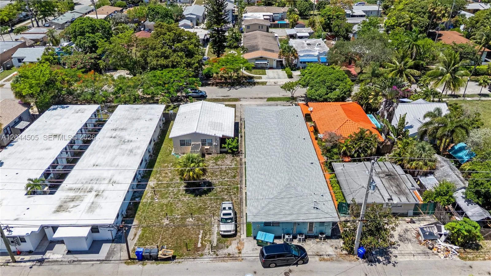 1938 Pierce St, Hollywood, FL 33020 photo 10