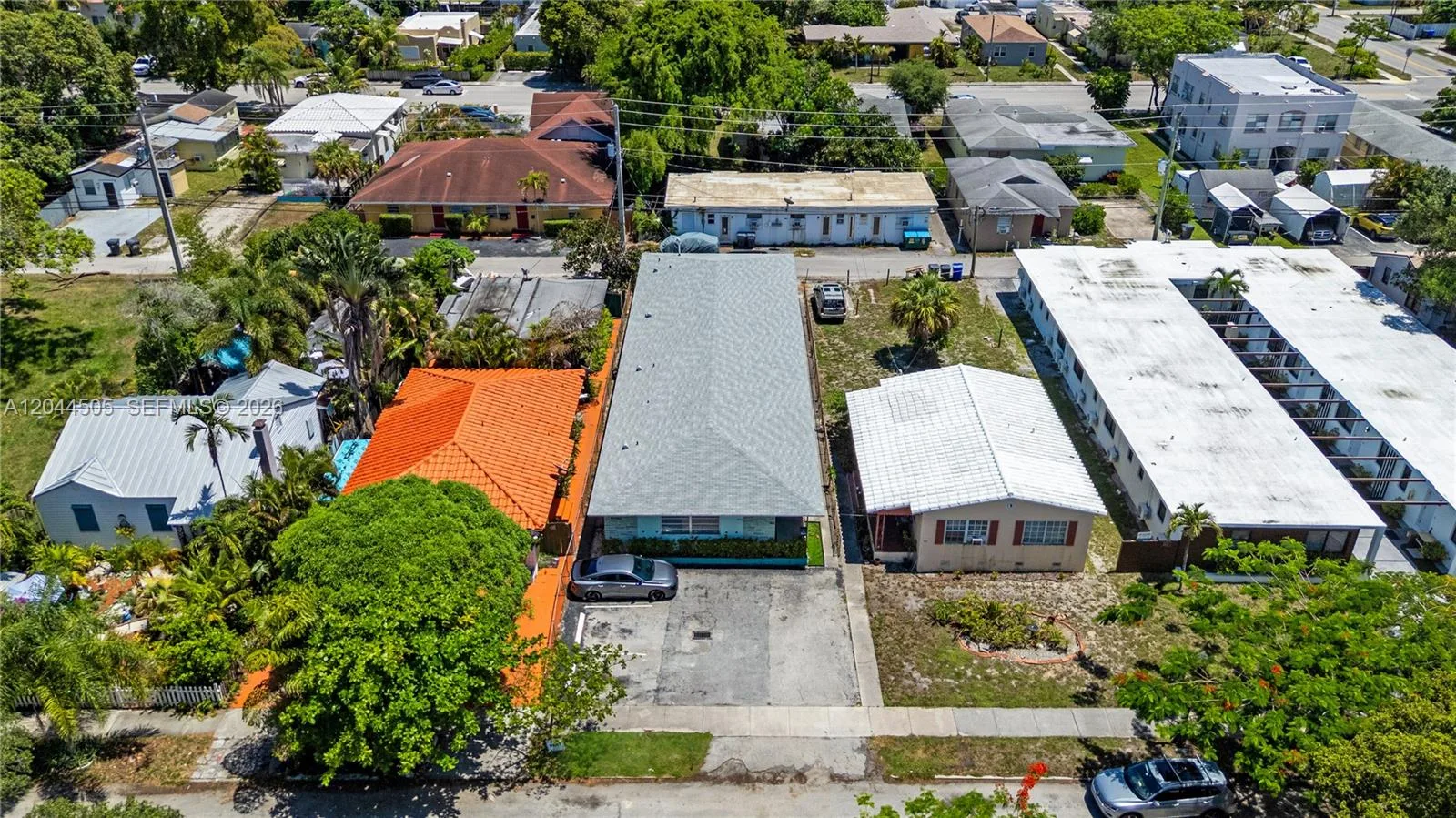 1938 Pierce St, Hollywood, FL 33020 photo 7