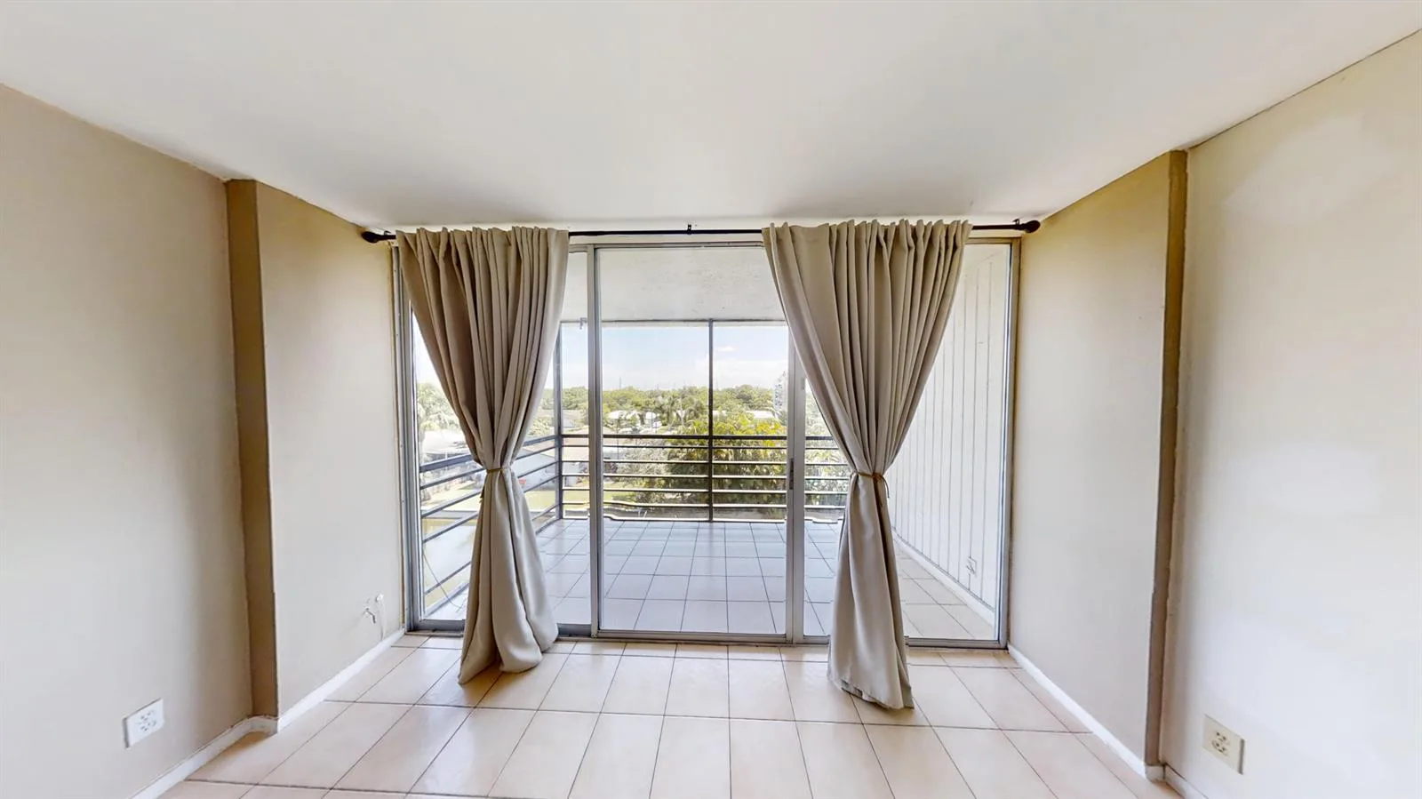 108 Royal Park Drive # Unit 4E, Oakland Park, FL 33309 photo 6