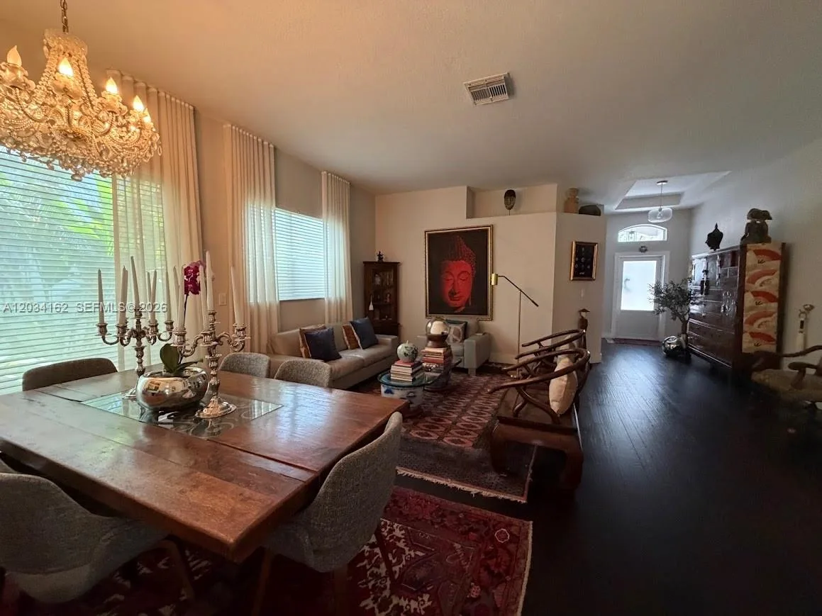 10900 NW 72nd St # ., Doral, FL 33178 photo 5