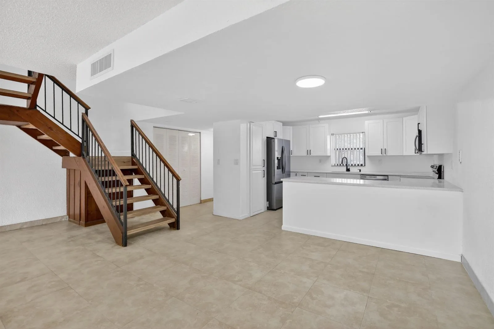 11556 NW 1ST Street, Plantation, FL 33325 photo 7