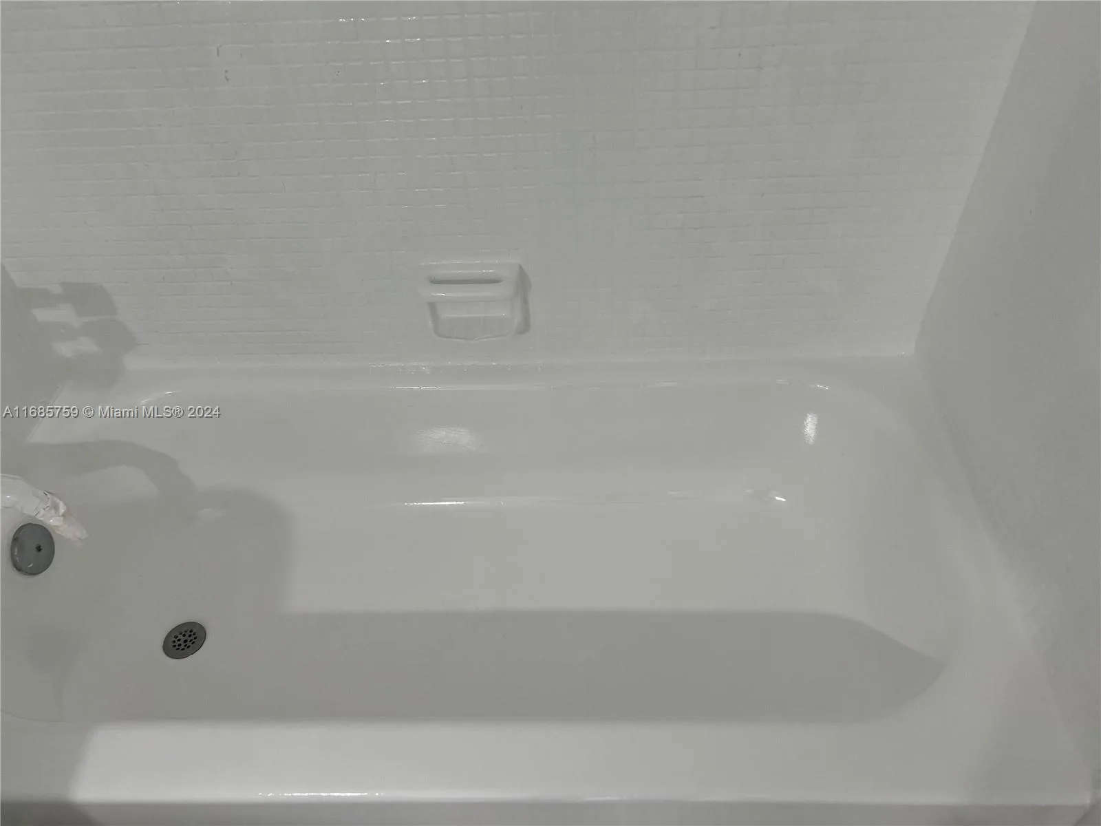 498 NW 165th St Rd # D-607, Miami, FL 33169 photo 5