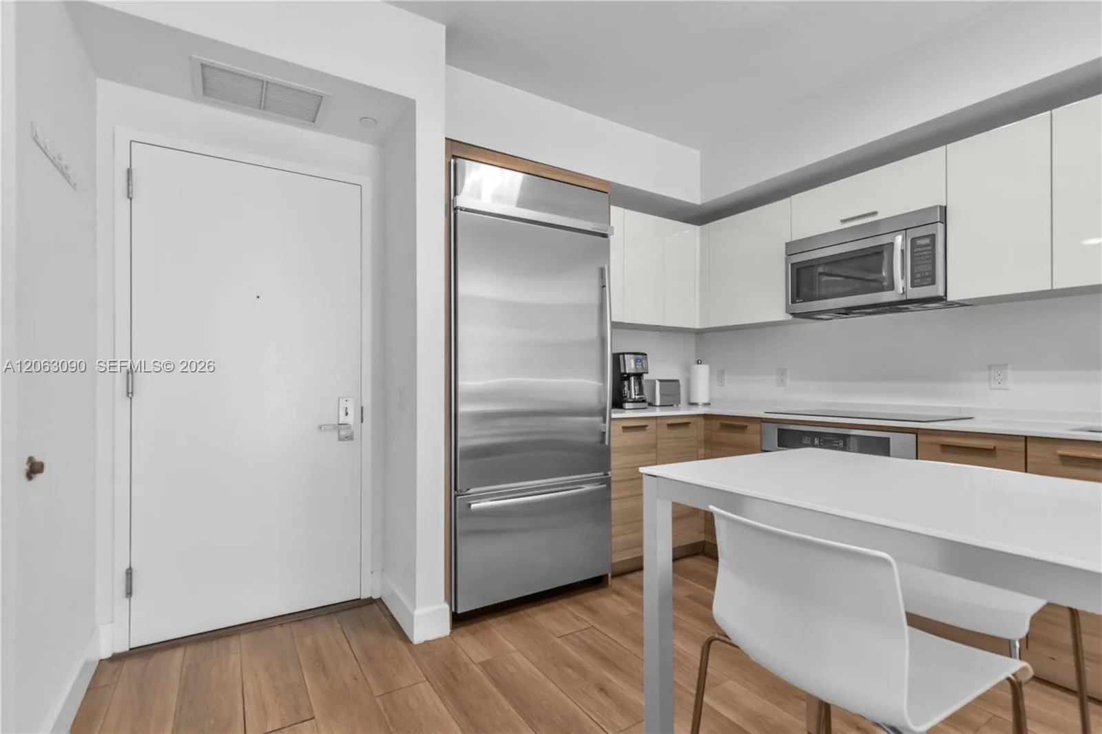 1300 Brickell Bay Dr # 903, Miami, FL 33131 photo 6