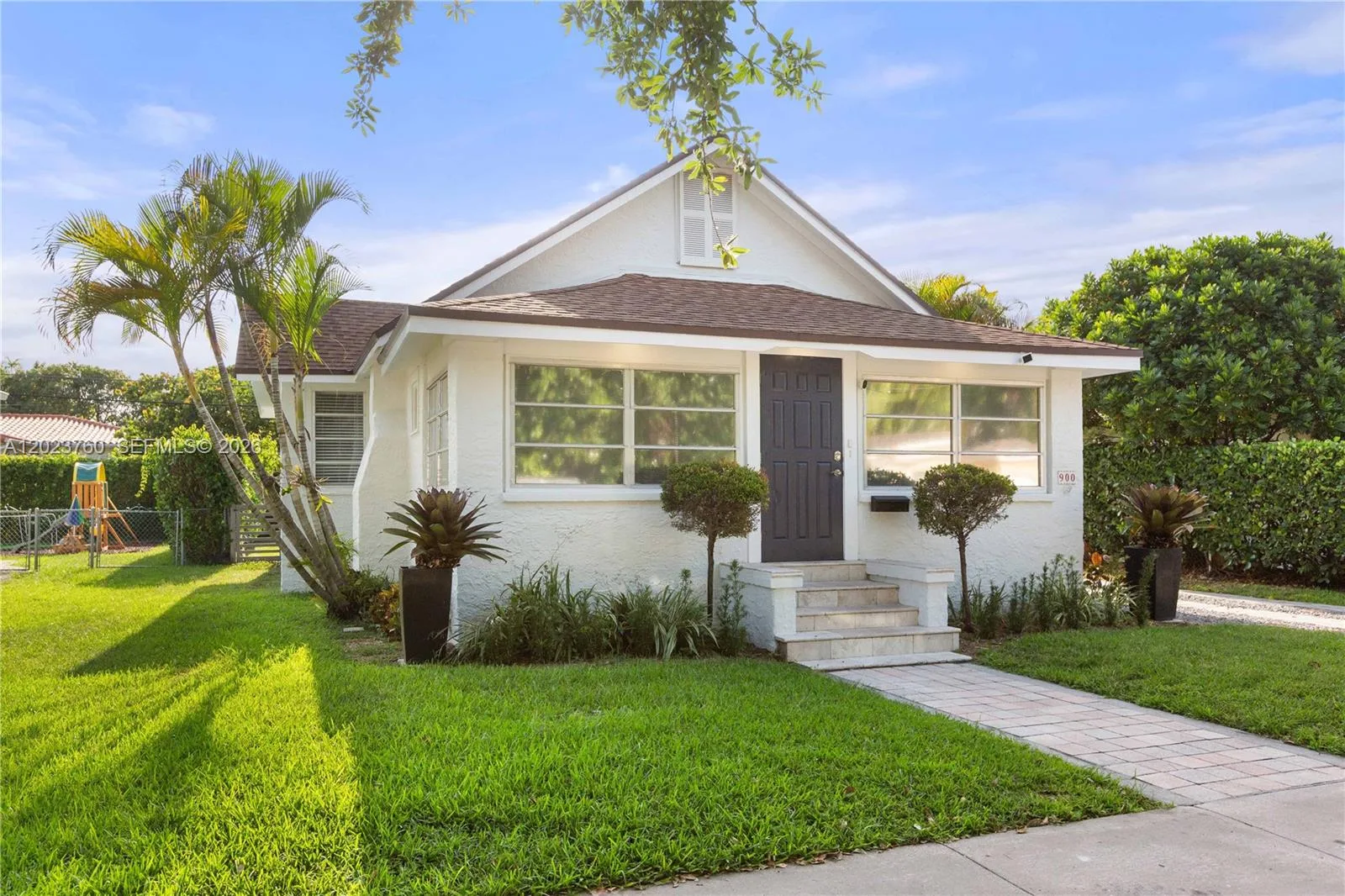900 Tangier St, Coral Gables, FL 33134