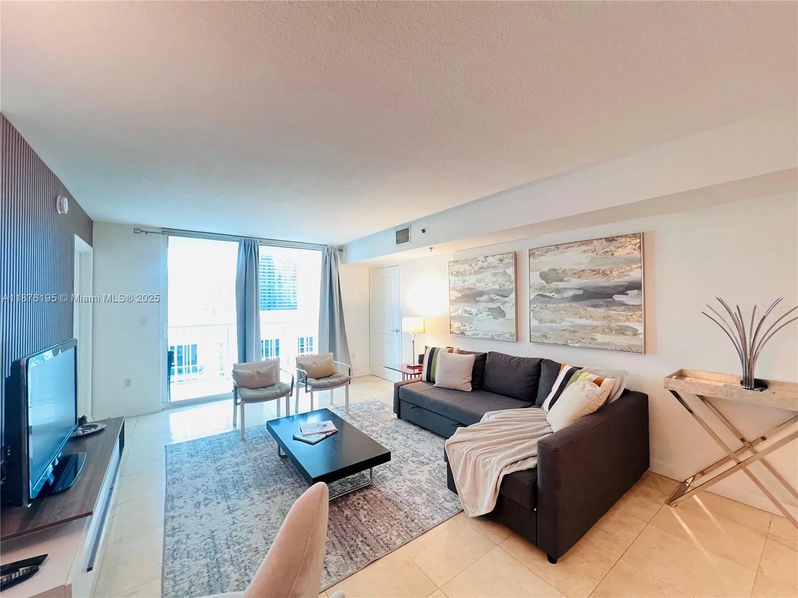 1200 Brickell Bay Dr # 2809, Miami, FL 33131 photo 4