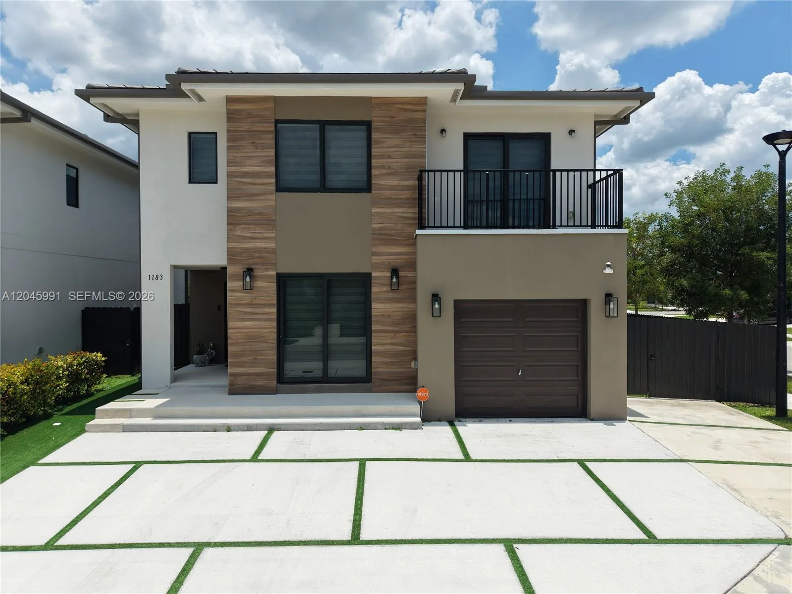 1183 NW 2nd St, Florida City, FL 33034