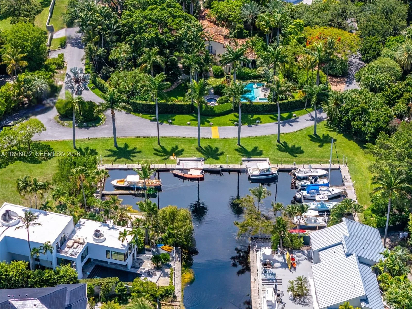 3540 N Moorings Way, Miami, FL 33133 photo 5