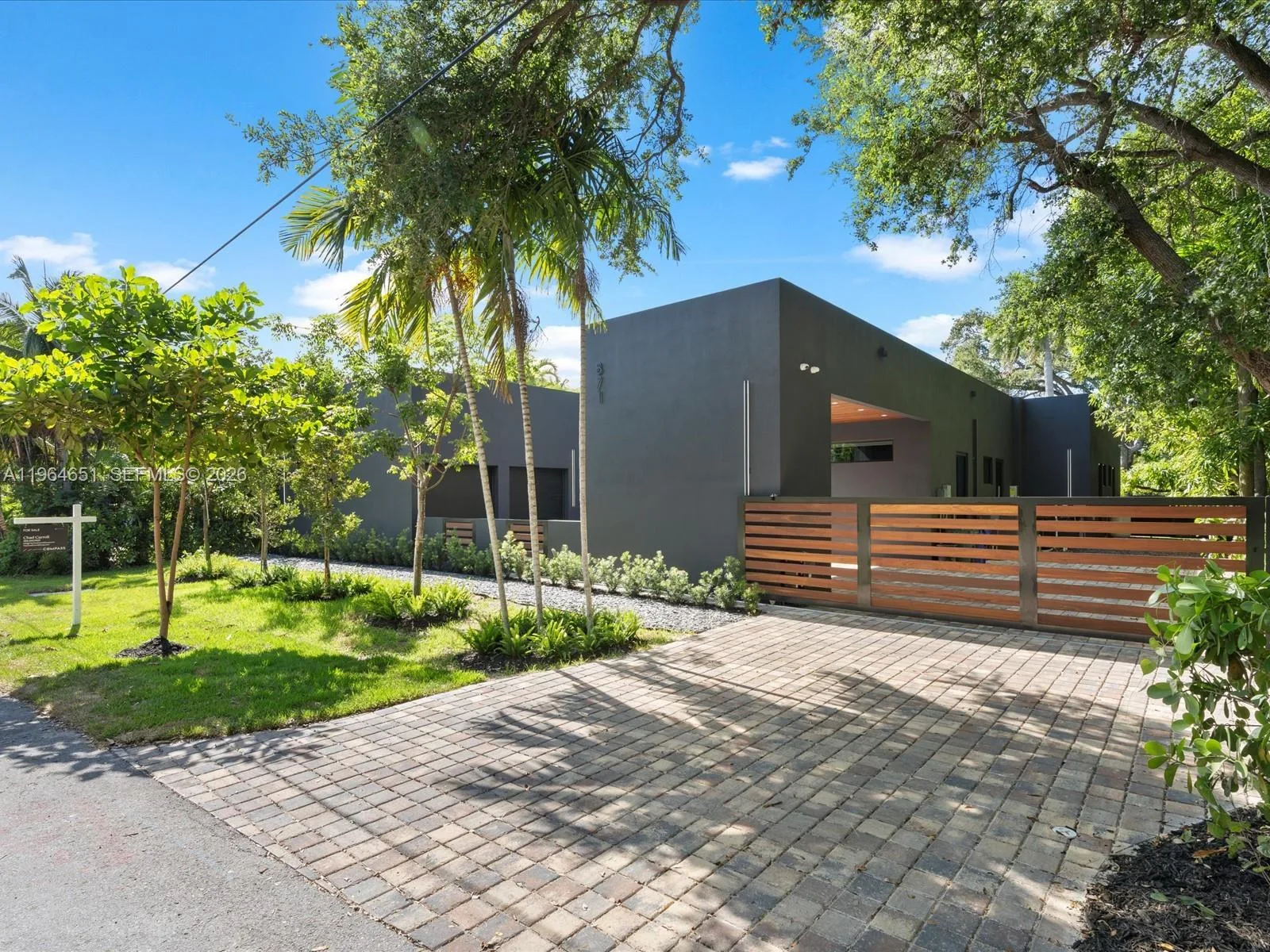 871 NE 83rd St, Miami, FL 33138 photo 12