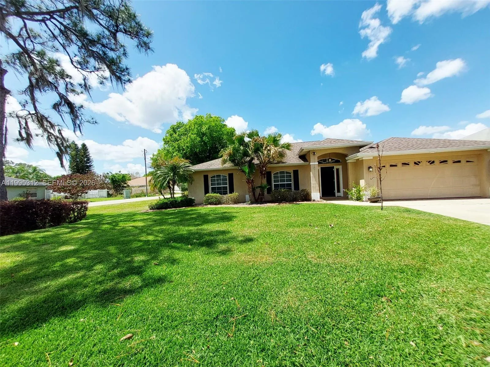 4031 Santa Barbara, Sebring, FL 33875 photo 4