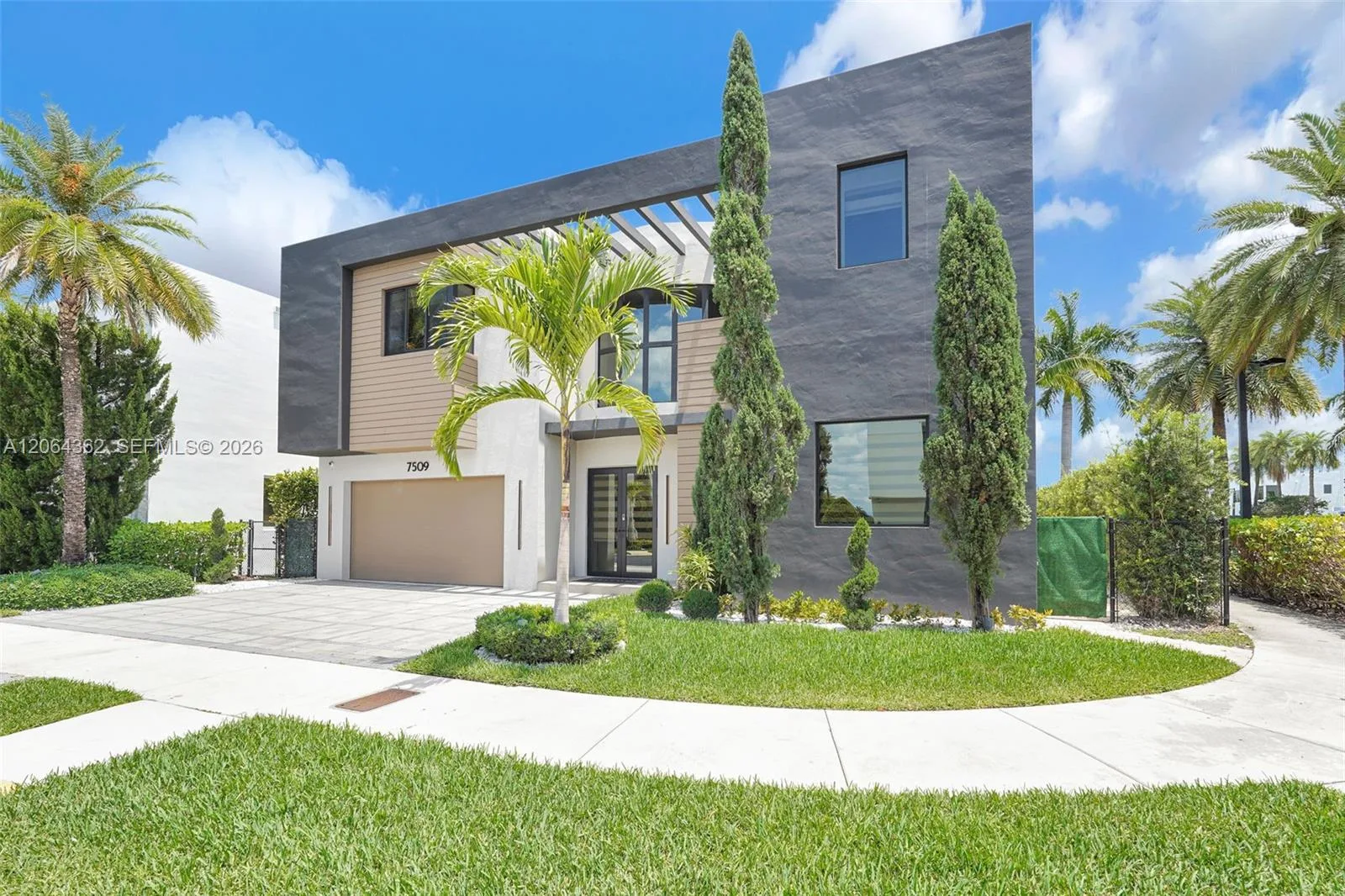 7509 NW 99th Ave, Doral, FL 33178 photo 4