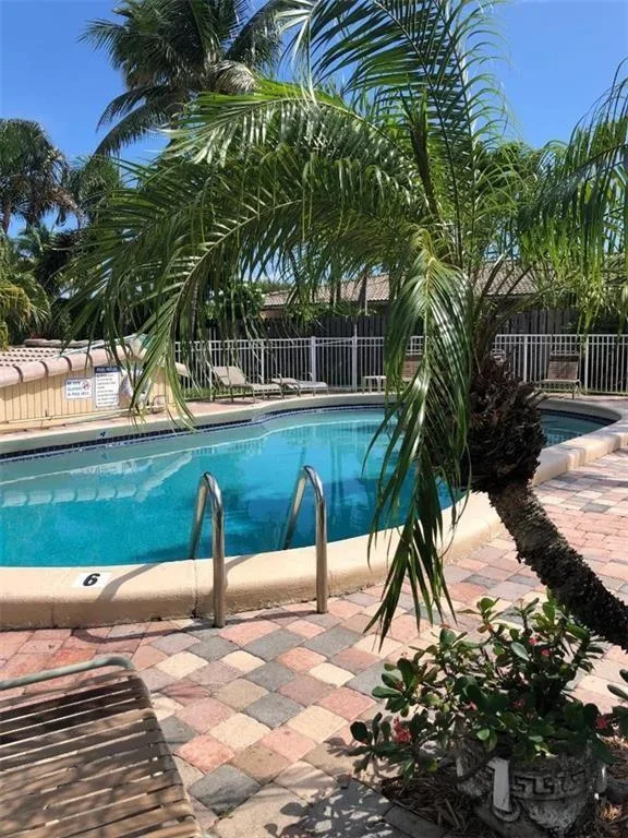 736 NE 13TH Court # 17, Fort Lauderdale, FL 33304 photo 3
