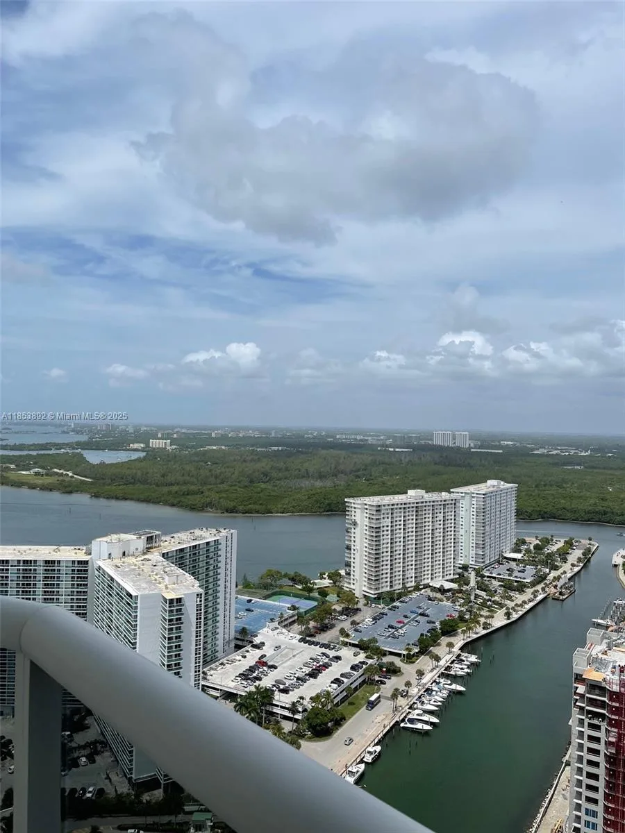 15901 Collins Ave # 3405, Sunny Isles Beach, FL 33160