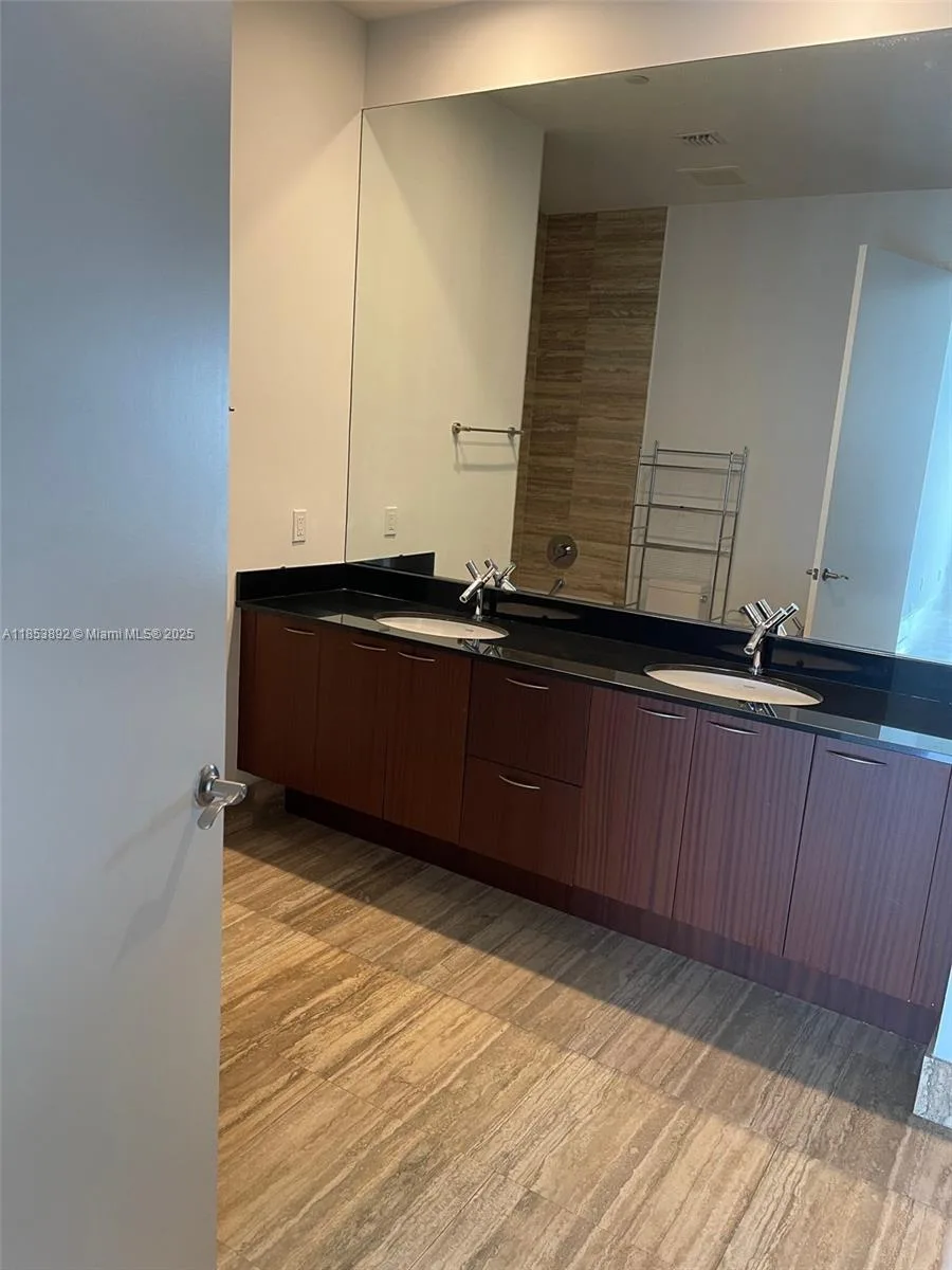 15901 Collins Ave # 3405, Sunny Isles Beach, FL 33160 photo 6