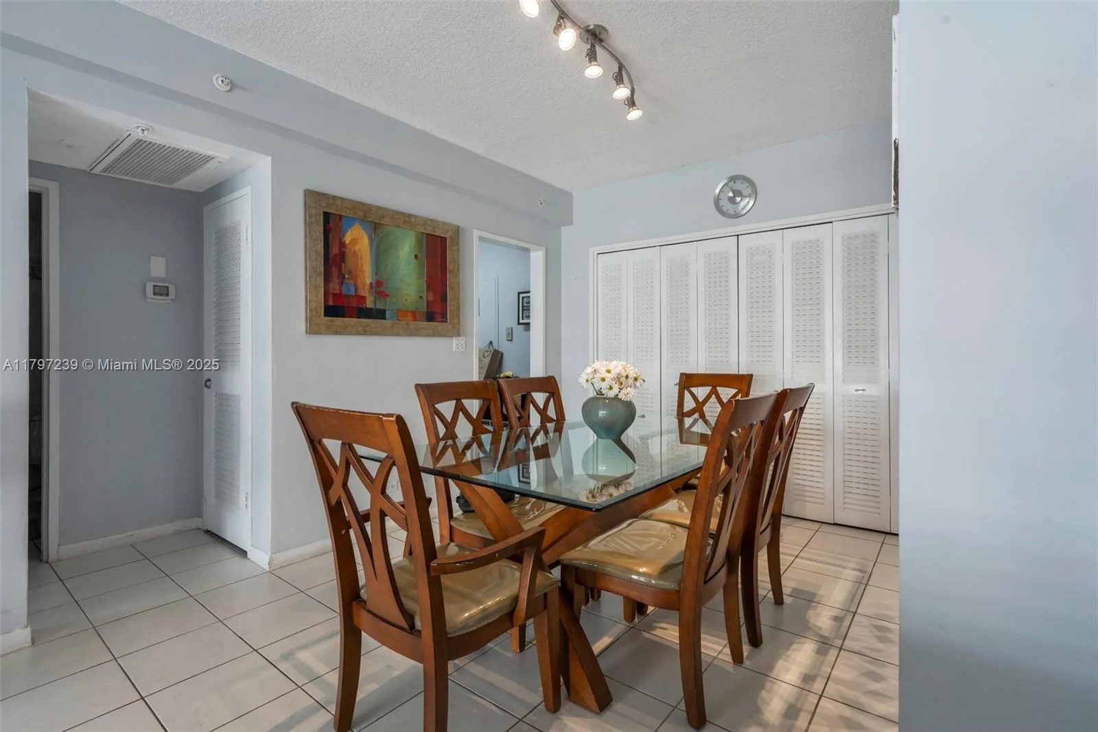 5601 Collins Ave # 615, Miami Beach, FL 33140 photo 12