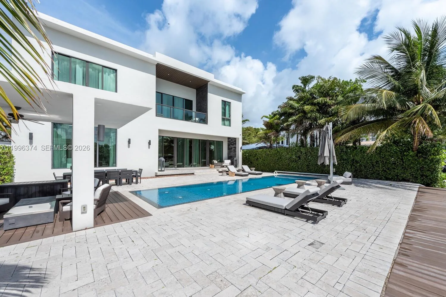 13145 Coronado Ln, North Miami, FL 33181 photo 7