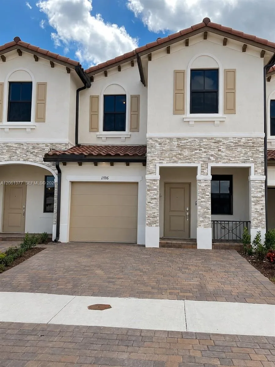 11916 SW 246th Ln, Homestead, FL 33032