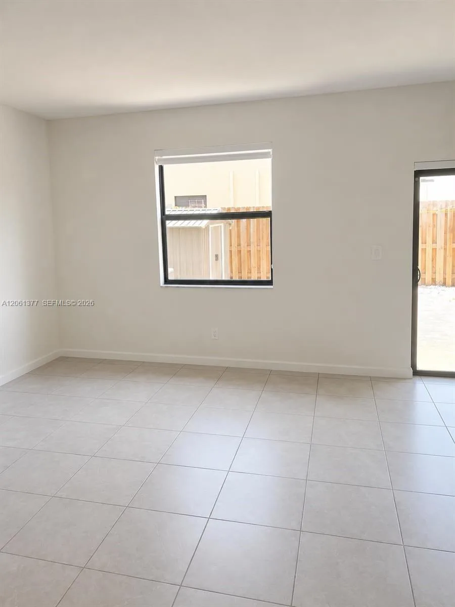 11916 SW 246th Ln, Homestead, FL 33032 photo 5