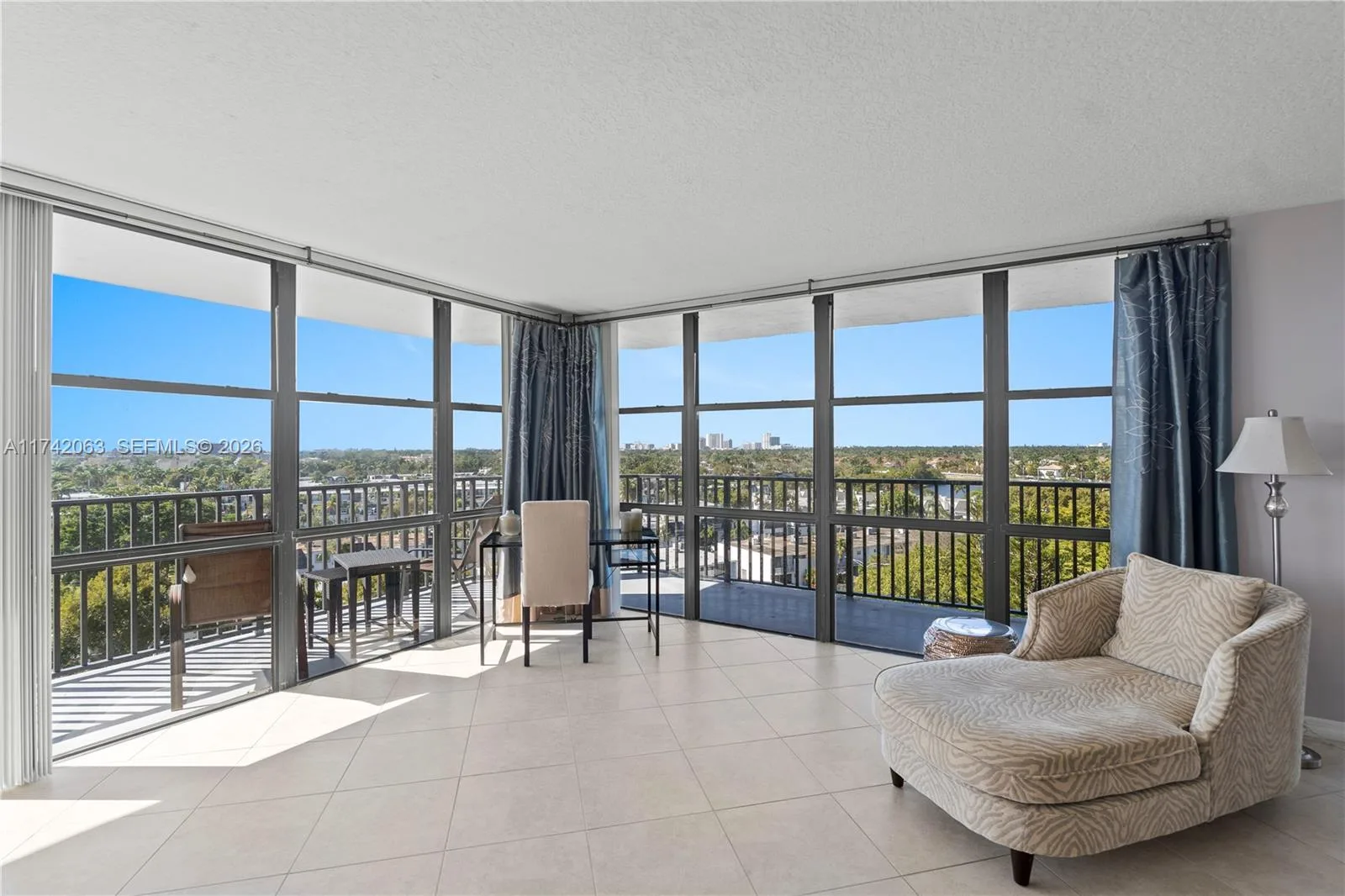 800 Parkview Dr # 909, Hallandale Beach, FL 33009 photo 8