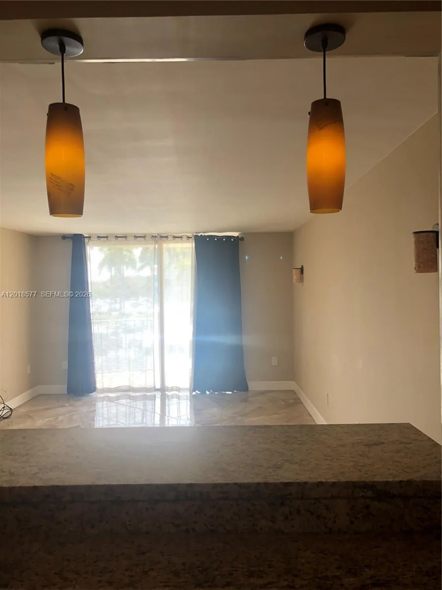9350 Fontainebleau Blvd # 204, Miami, FL 33172 photo 10