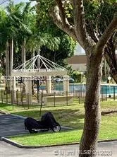 9350 Fontainebleau Blvd # 204, Miami, FL 33172 photo 2