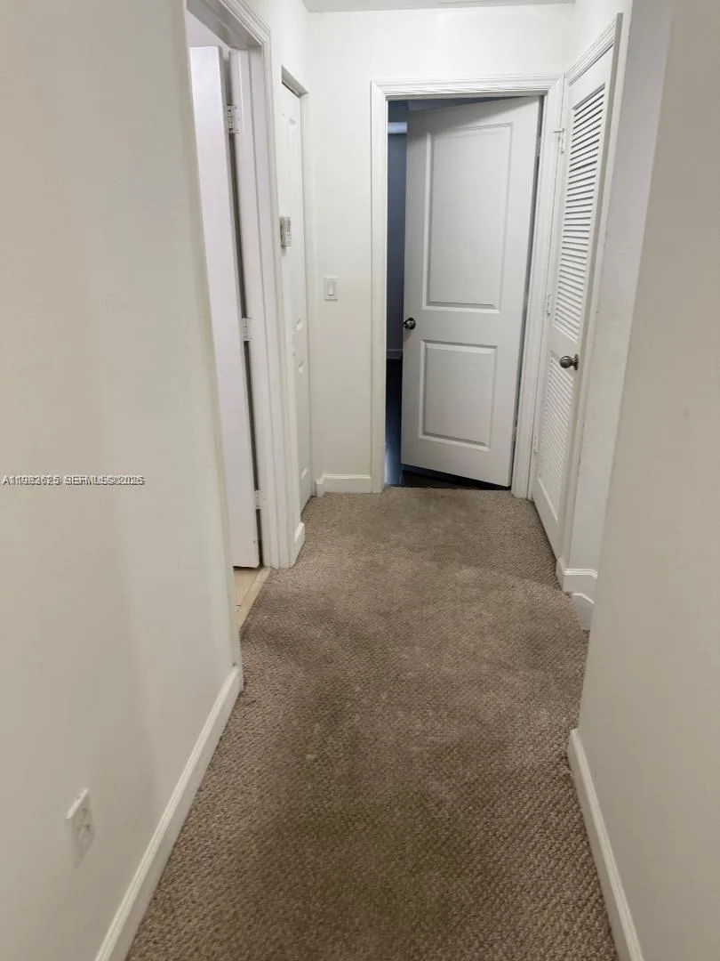 424 NE 194th Ter, Miami, FL 33179 photo 6