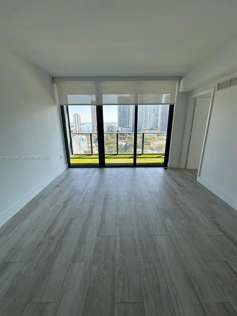 121 NE 34th St # 1505, Miami, FL 33137 photo 8