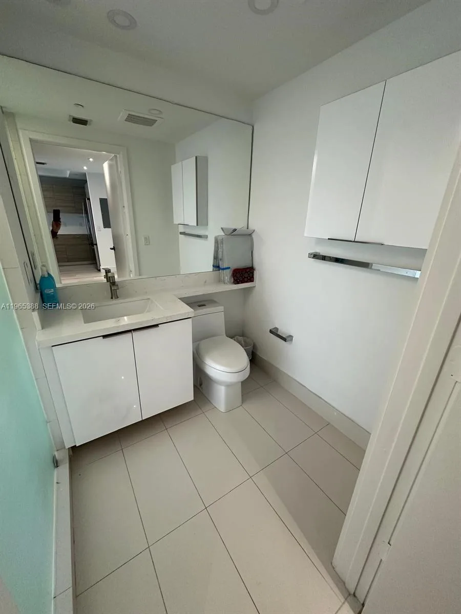 121 NE 34th St # 1505, Miami, FL 33137 photo 9