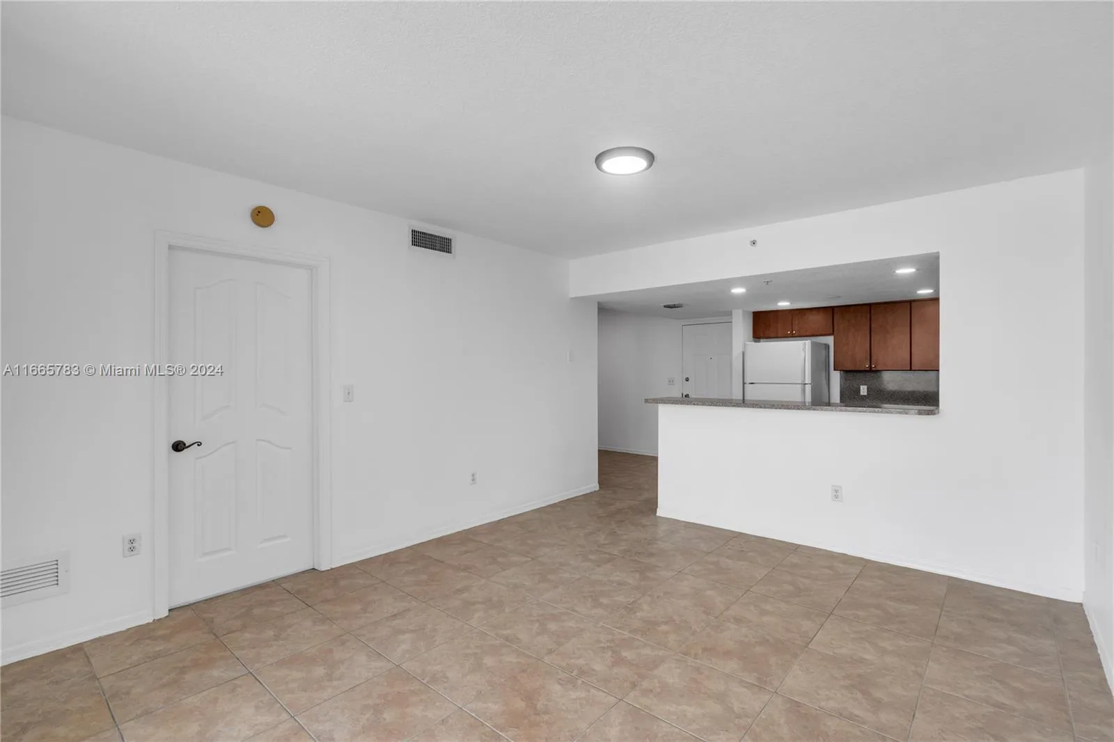 218 NW 12th Ave # 702, Miami, FL 33128 photo 5