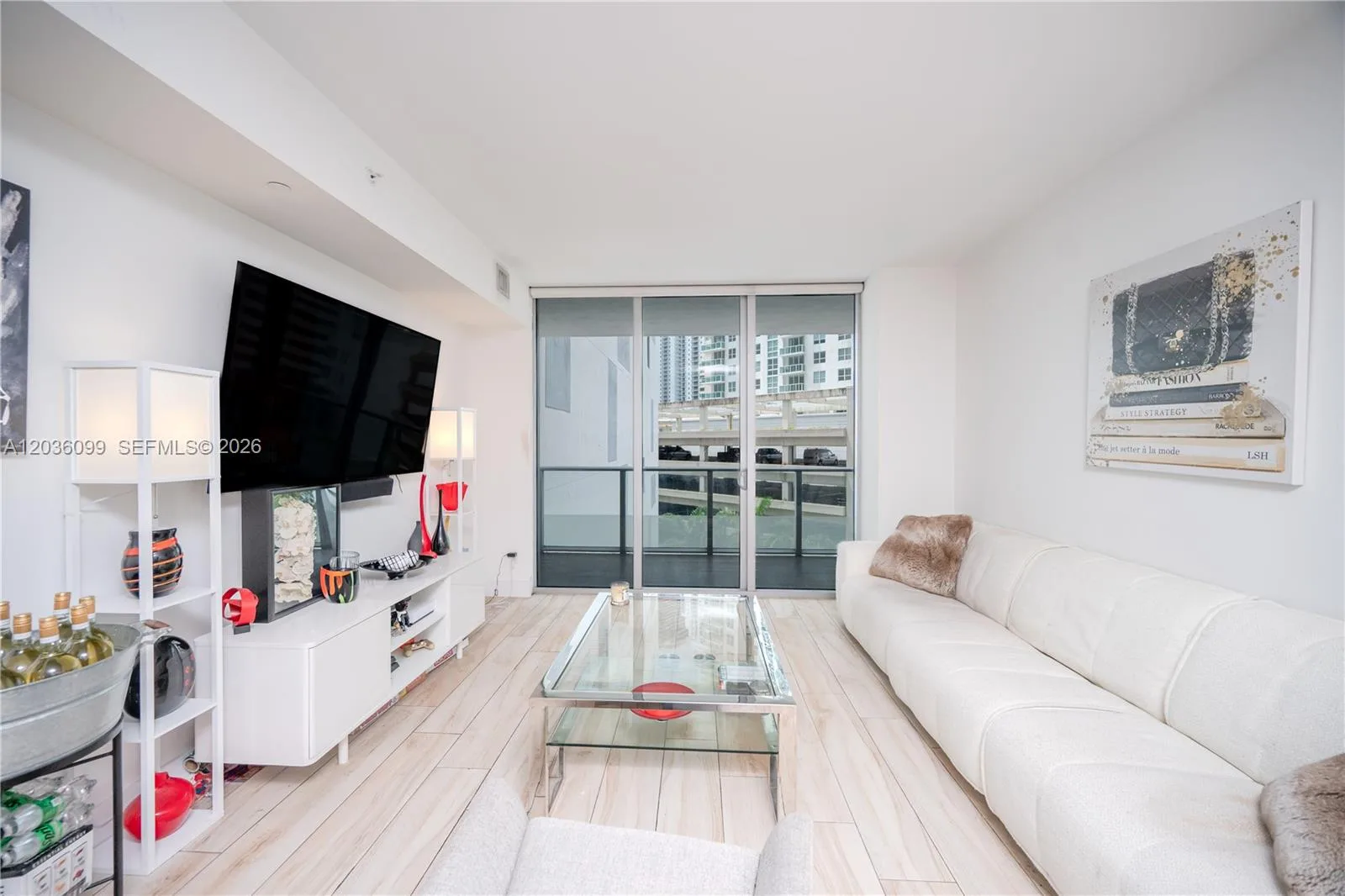 1300 Brickell Bay Dr # 710, Miami, FL 33131 photo 3