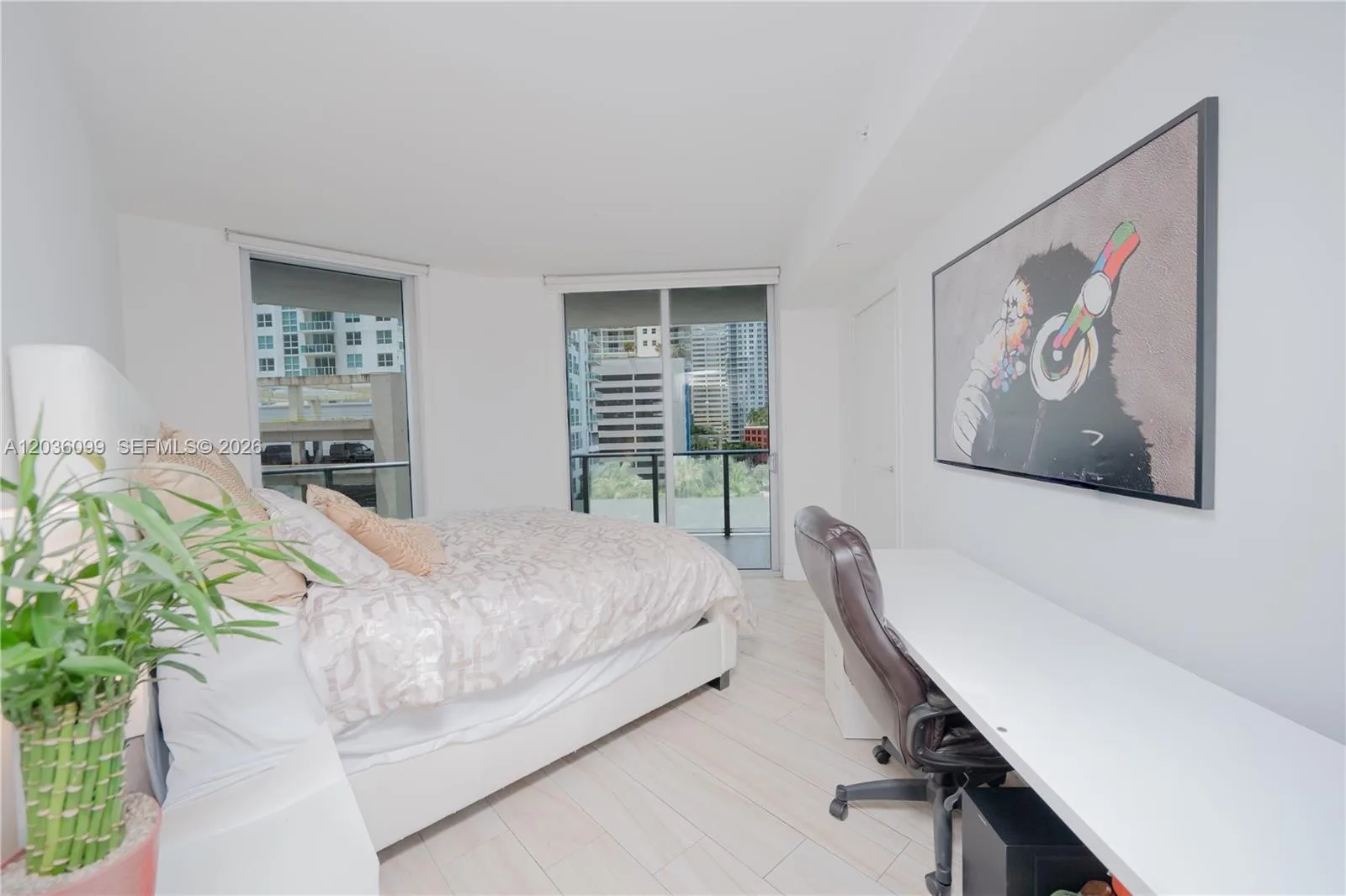 1300 Brickell Bay Dr # 710, Miami, FL 33131 photo 5