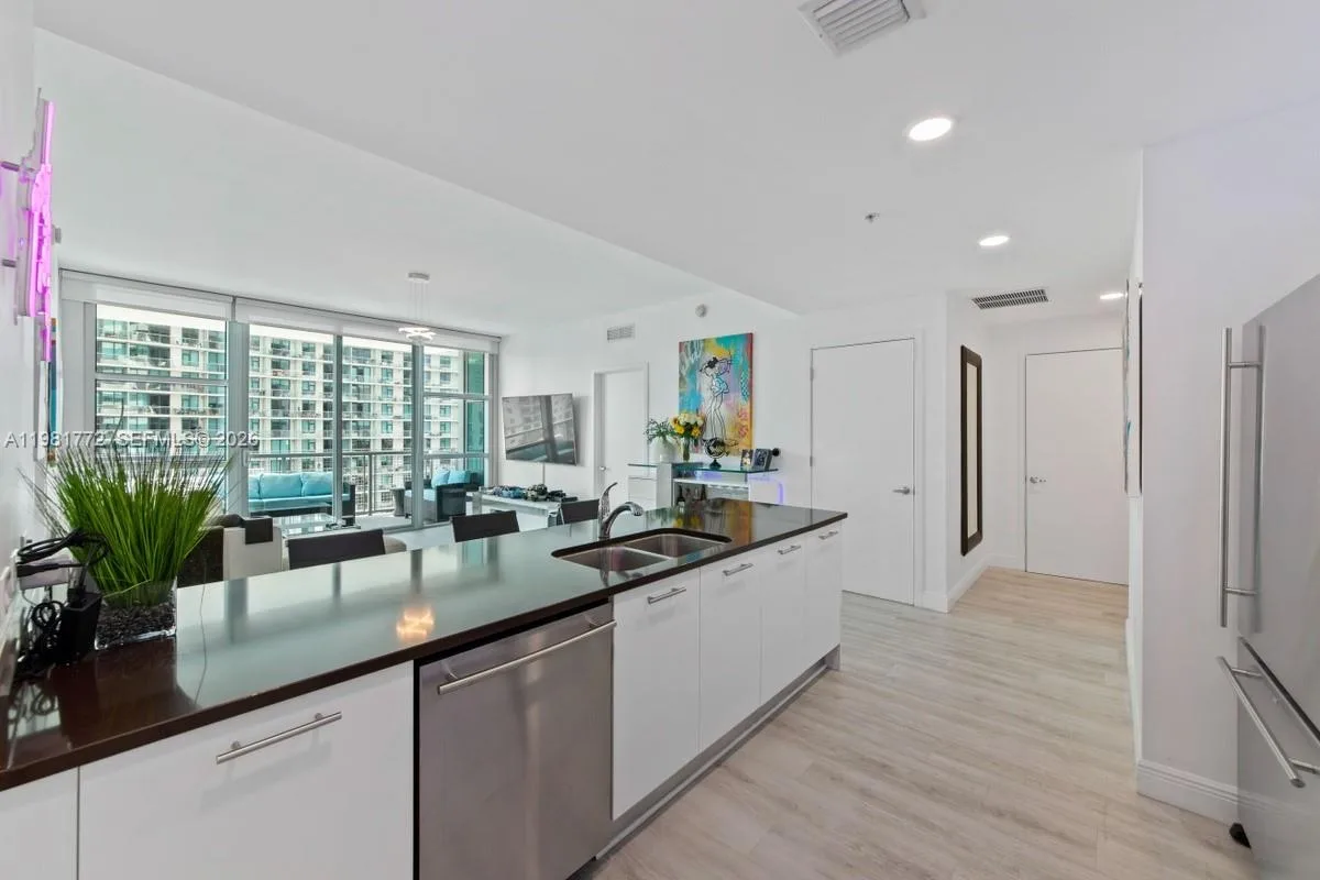 3301 NE 1st Ave # H1110, Miami, FL 33137 photo 12