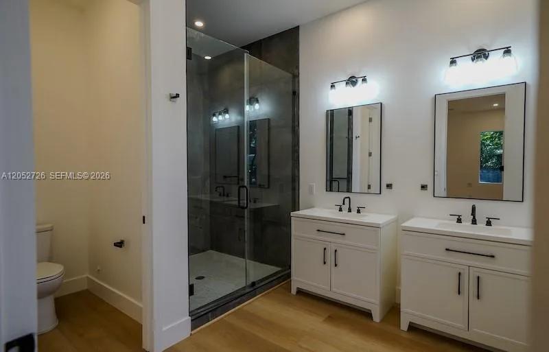 112 NW 24th Ct, Miami, FL 33125 photo 5