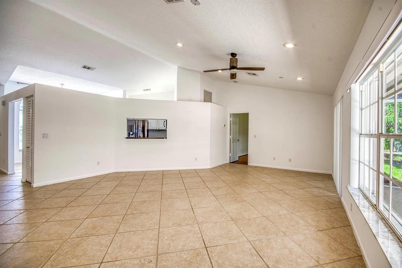 252 Moccasin Trail W, Jupiter, FL 33458 photo 6