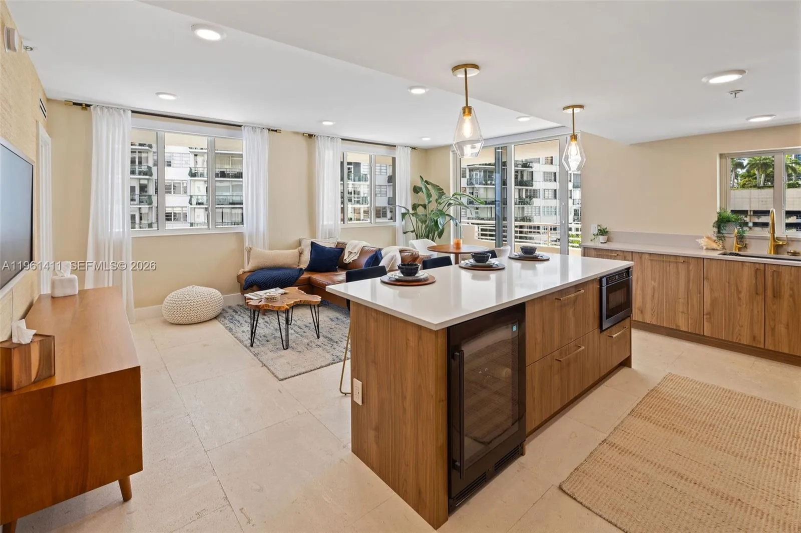 1402 Brickell Bay Dr # 603, Miami, FL 33131 photo 4
