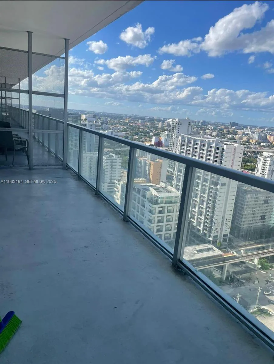 1111 SW 1st Ave # 3122-N, Miami, FL 33130 photo 2