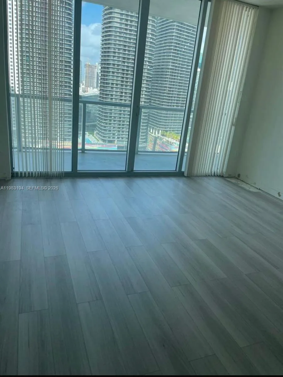 1111 SW 1st Ave # 3122-N, Miami, FL 33130 photo 4