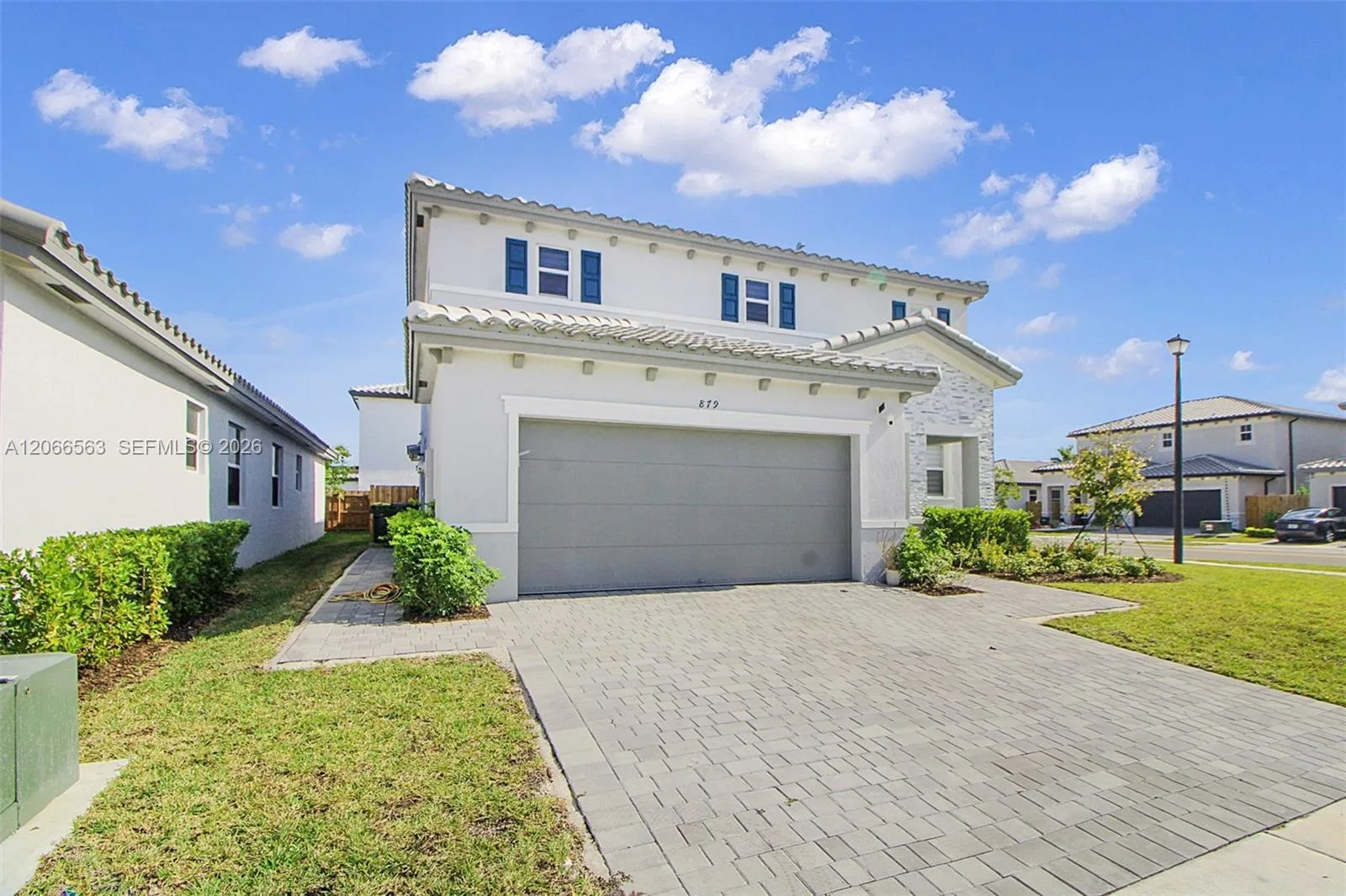 879 SE 26th Ter, Homestead, FL 33035 photo 4